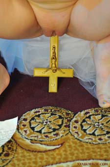 DaisyTanks_Communion_0204